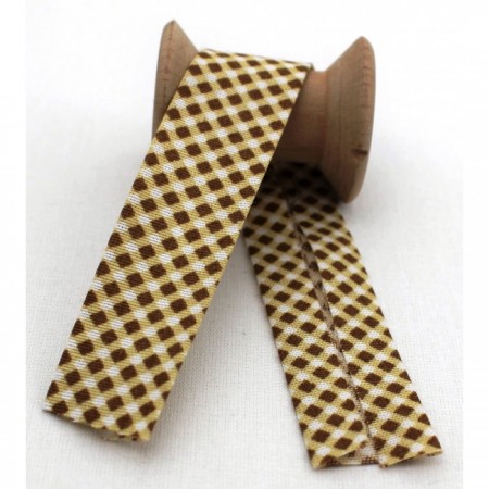 Desenli Katlı Biye 79